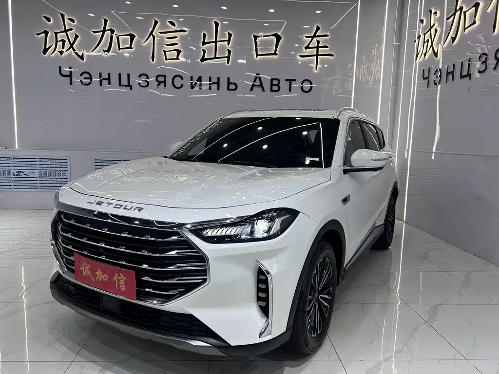 Jetour X70 PLUS 2022 — фото 1