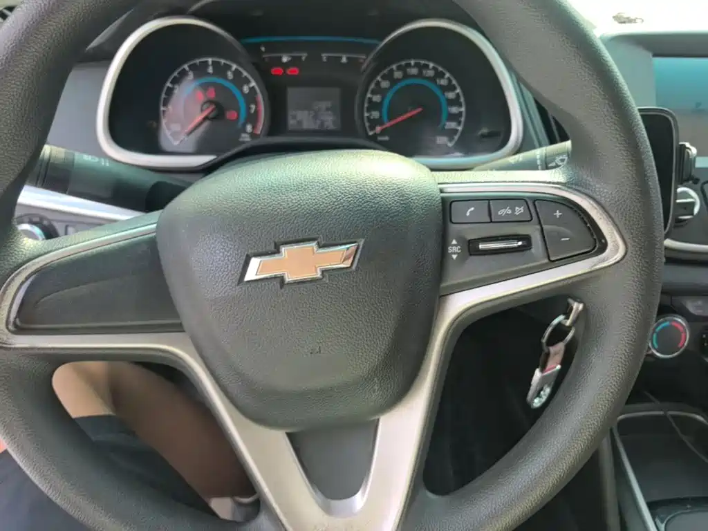 Chevrolet Cavalier 2018 — фото 11