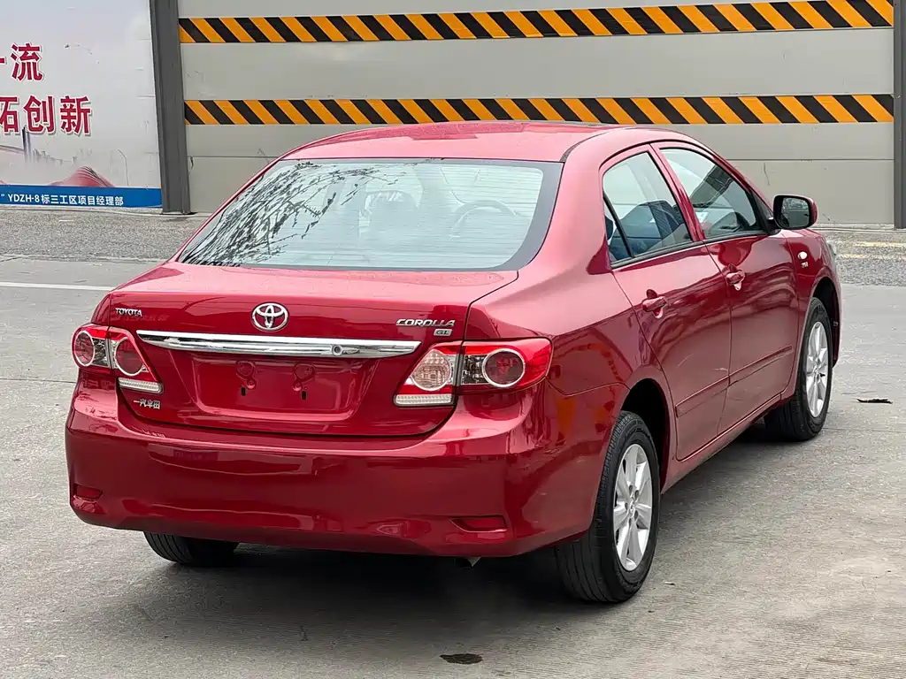 Toyota Corolla 2014 — фото 14