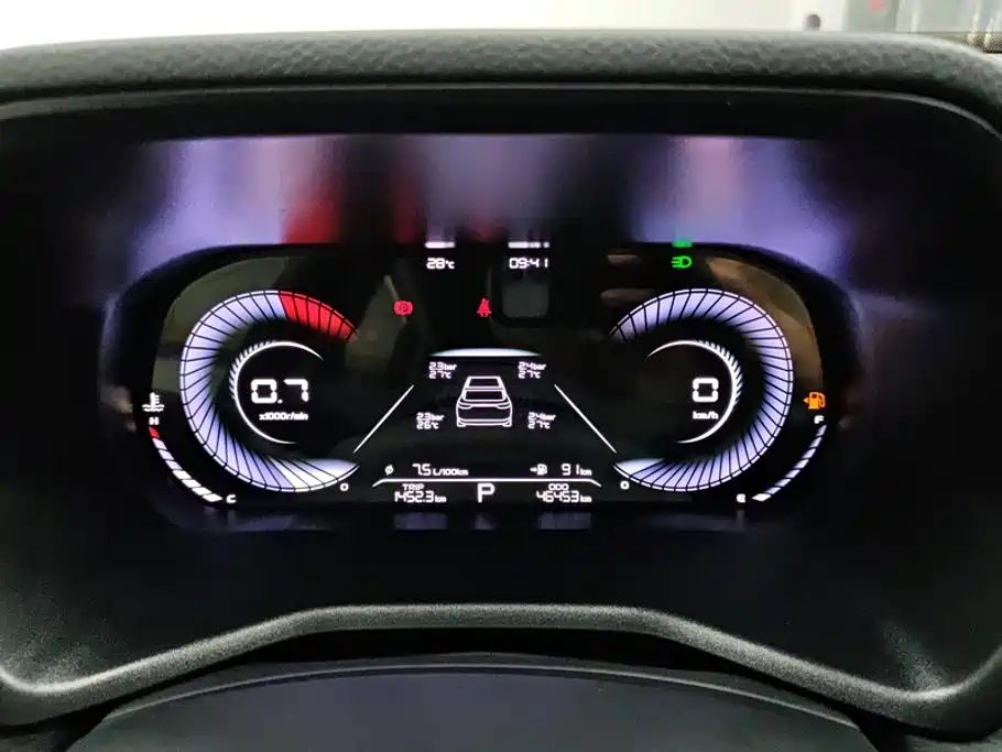 Geely Emgrand 2022 — фото 14