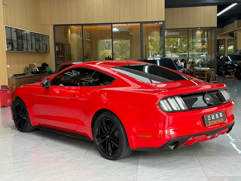 Ford Mustang 2018 — фото 4
