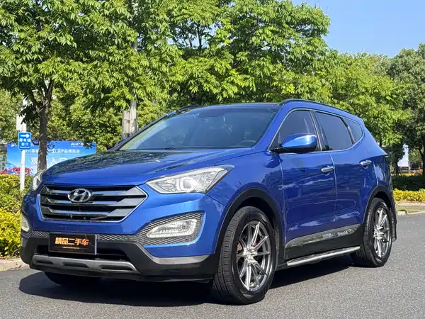 Hyundai Santa Fe 2015