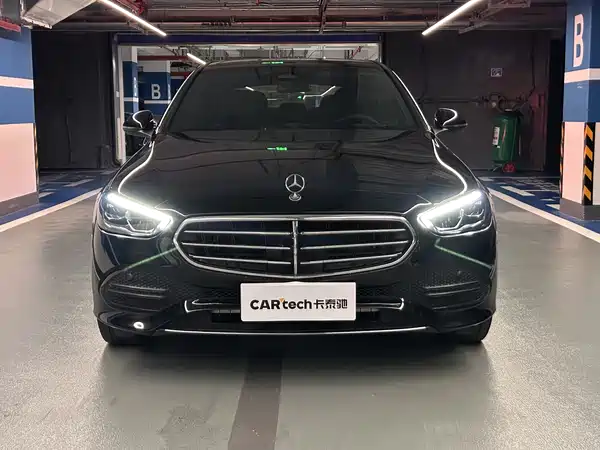Mercedes-Benz C-Class 2024