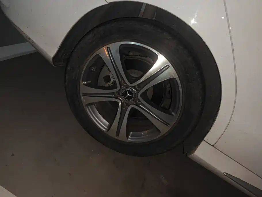 Mercedes-Benz C-Class 2020