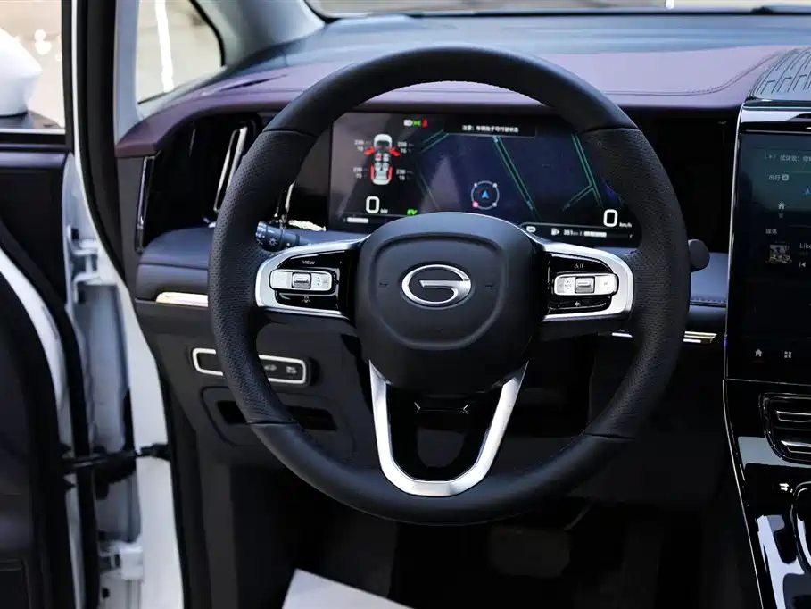 GAC Motor Trumpchi M8 2025 — фото 19