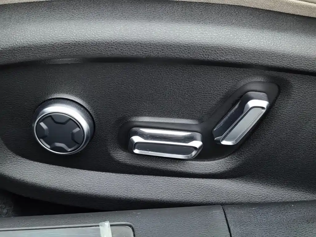Geely Galaxy Starshine 8 2025 — фото 23