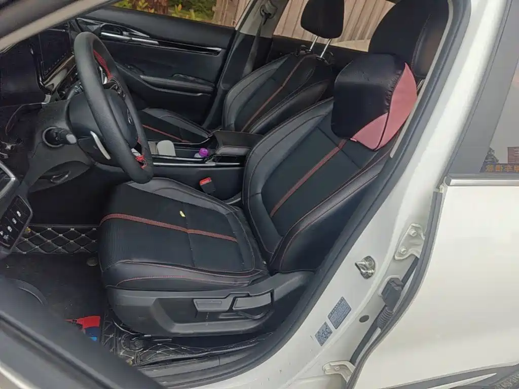 Kia KX3 2020 — фото 15