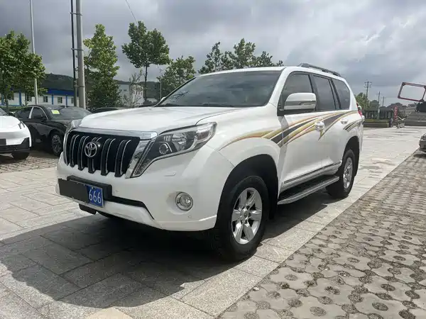 Toyota Prado 2014