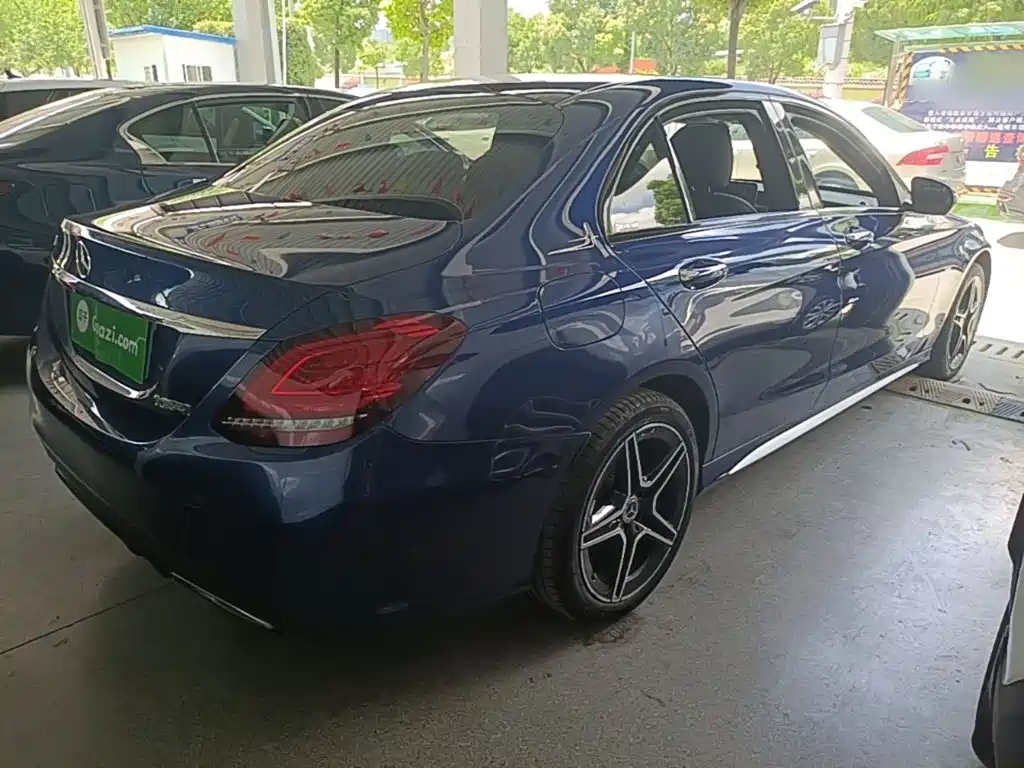 Mercedes-Benz C-Class 2021