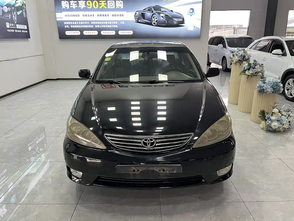Toyota Camry 2005 — фото 2