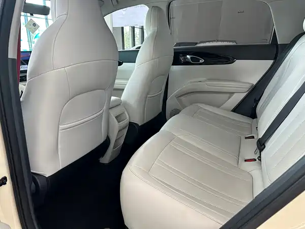 Geely Galaxy Starwish 2025