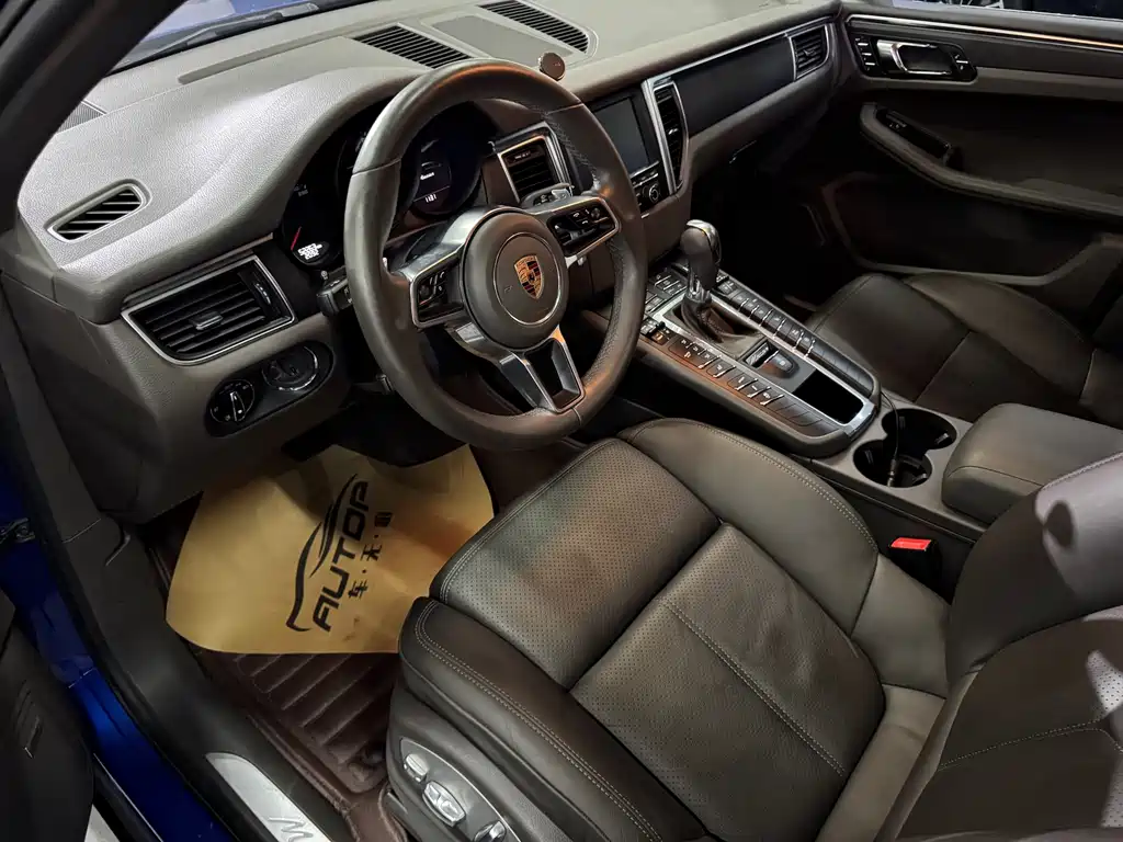 Porsche Macan 2016