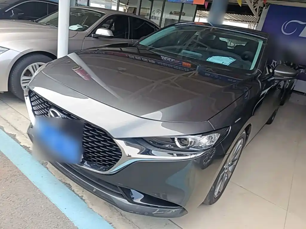Mazda 3 Axela 2023