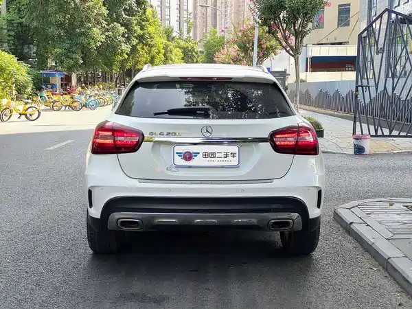 Mercedes-Benz GLA 2019