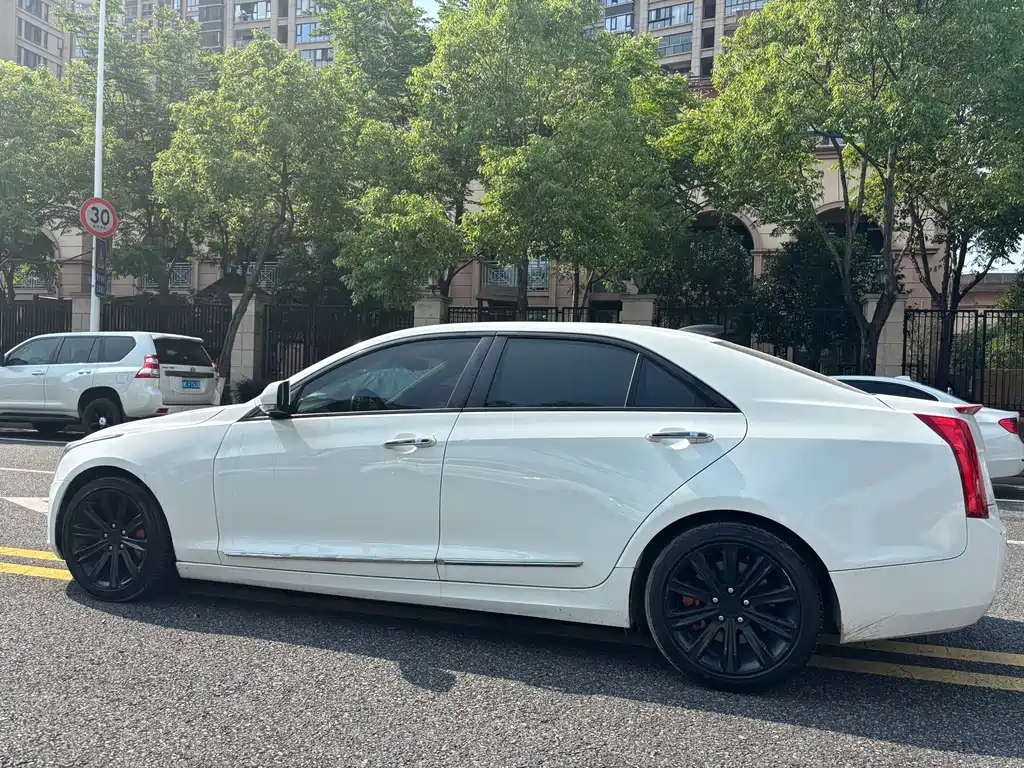 Cadillac ATS-L 2017 — фото 10