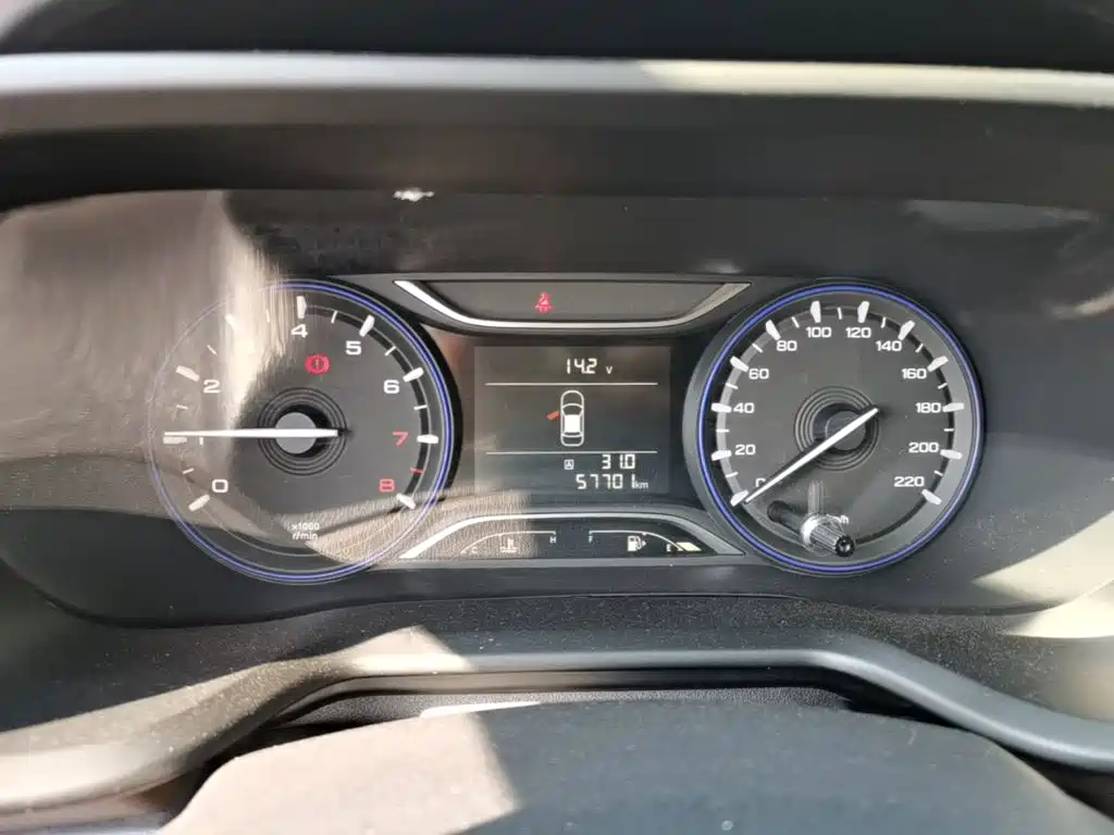 GAC Trumpchi GS3 2018 — фото 12