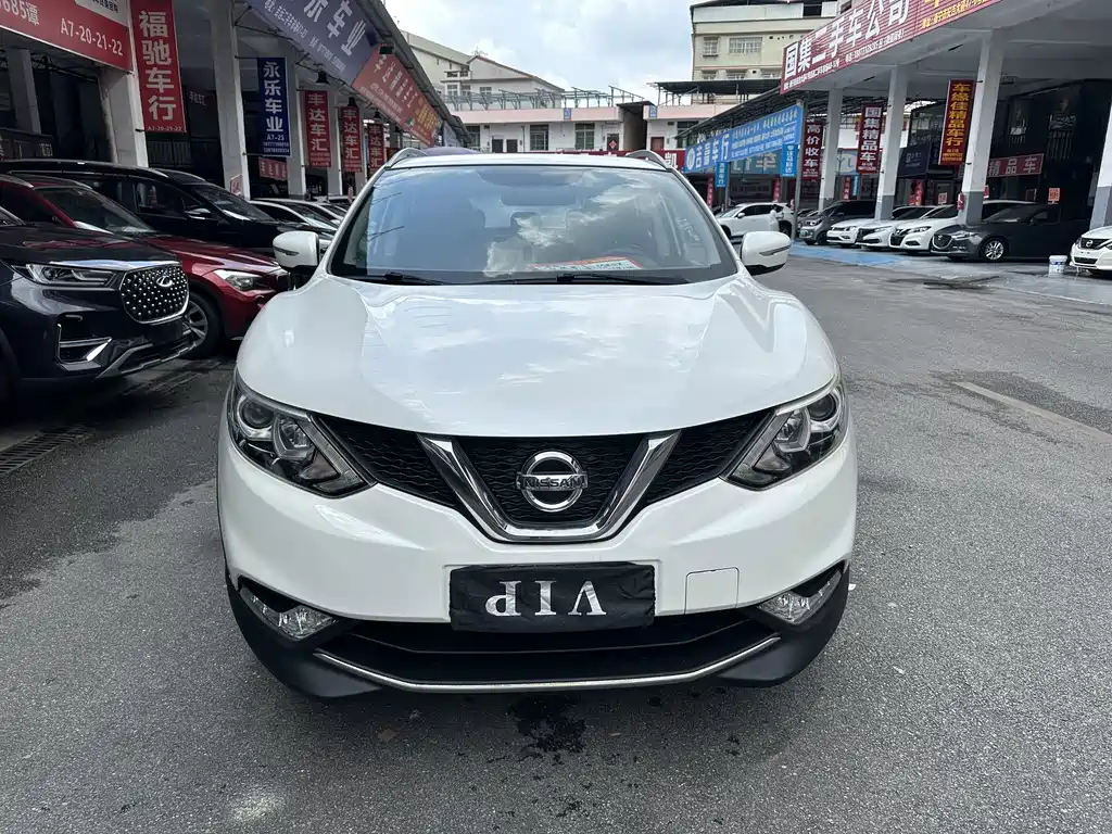 Nissan Qashqai 2018 — фото 2