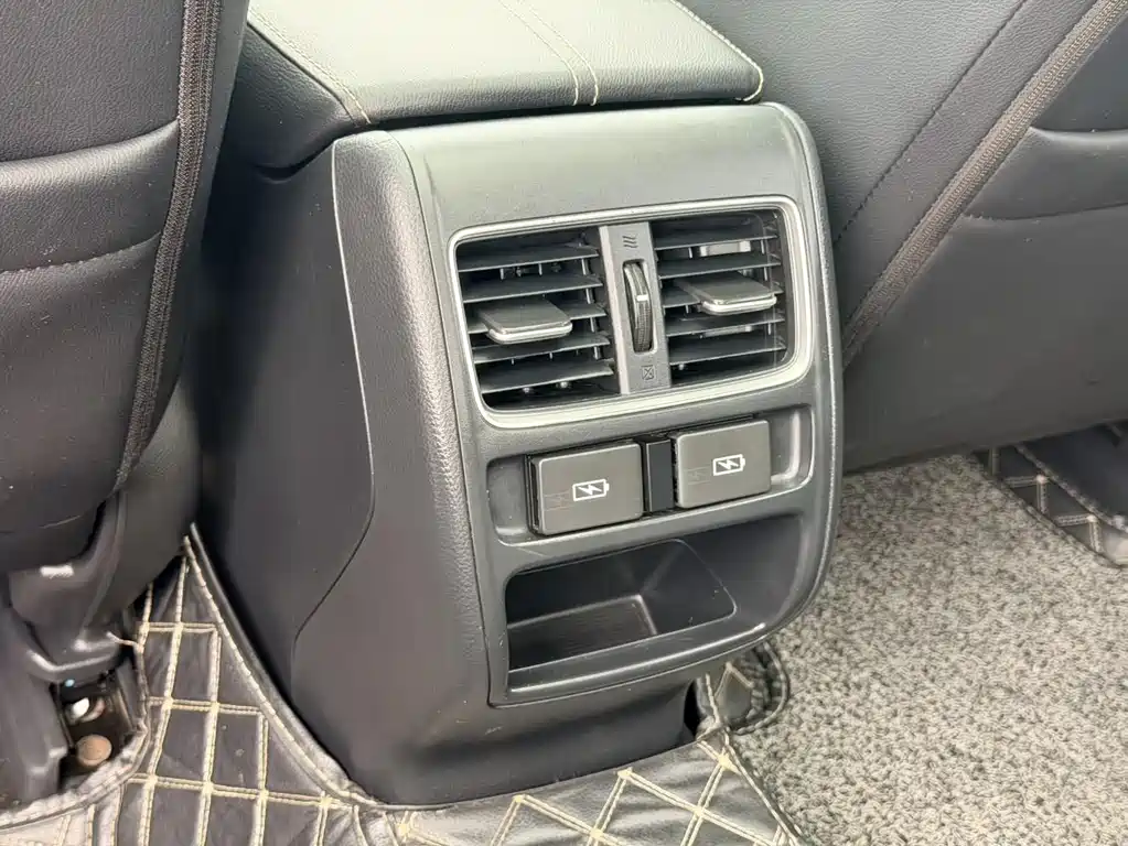 Honda Accord 2022 — фото 24