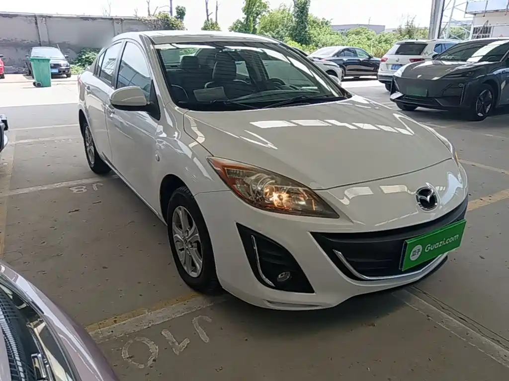 Mazda 3 Xingcheng 2015