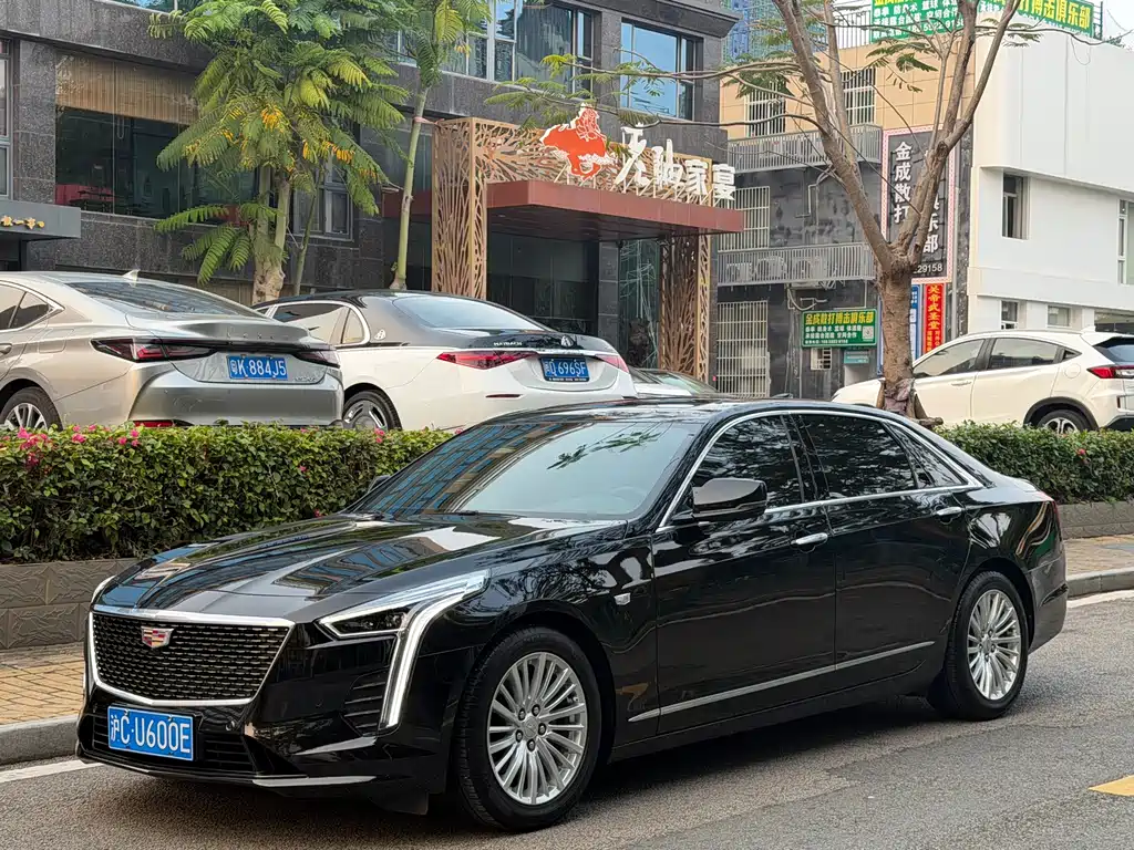 Cadillac CT6 2023 — фото 1