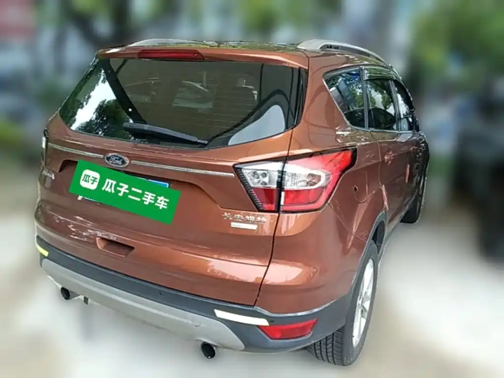 Ford Kuga 2019 — фото 12