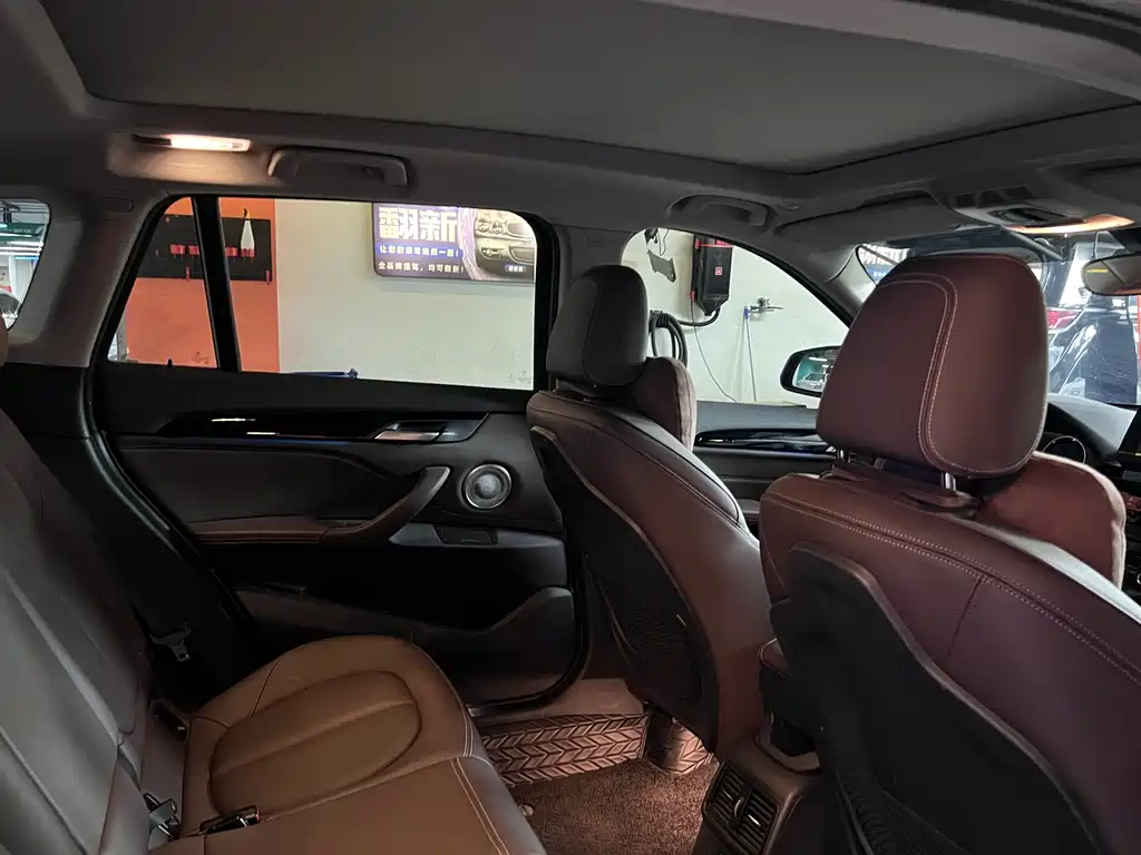 BMW X1 2021 — фото 11