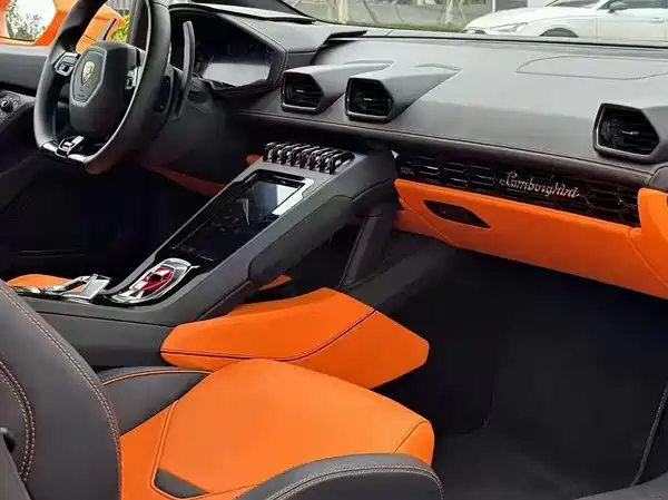 Lamborghini Huracan 2020