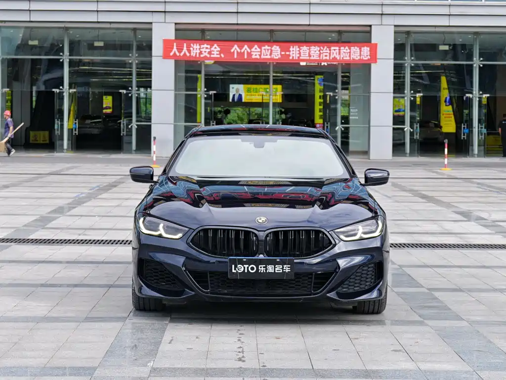 BMW 8 Series 2022