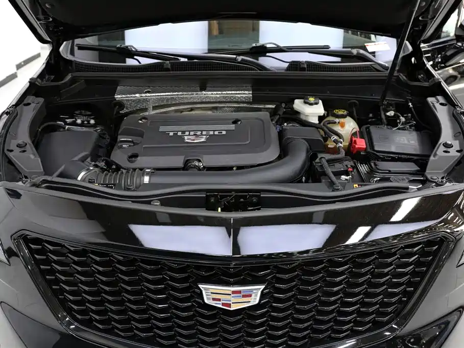 Cadillac XT4 2023 — фото 23