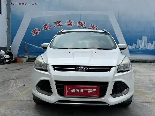 Ford Kuga 2016