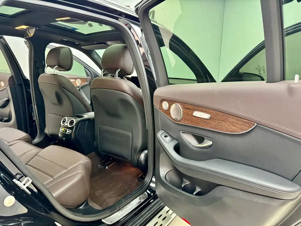 Mercedes-Benz GLC 2022 — фото 13