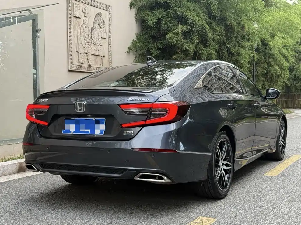 Honda Accord 2023 — фото 14