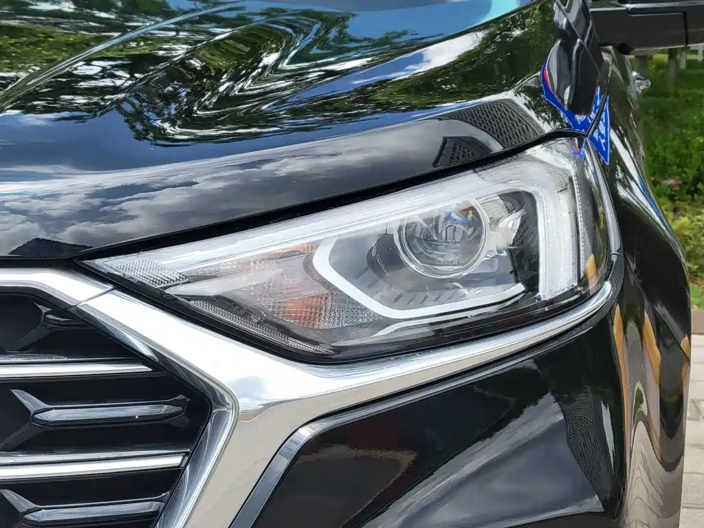 Ford Edge 2023 — фото 25