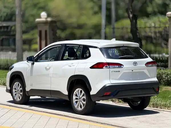 Toyota Frontlander 2026