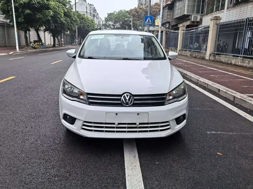 Volkswagen Jetta 2015 — фото 2