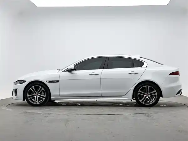 Jaguar XEL 2025