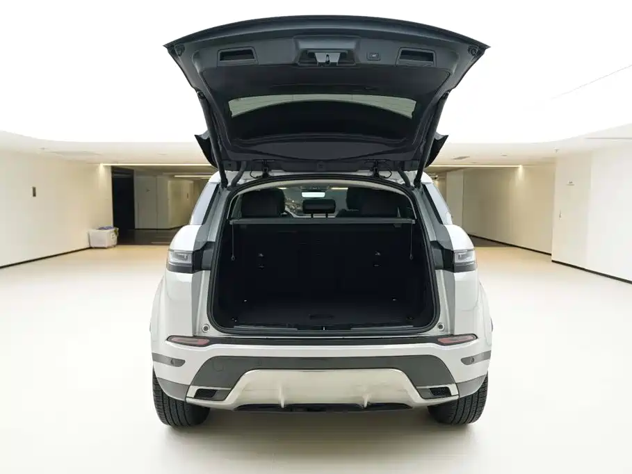 Land Rover Range Rover Evoque 2023 — фото 7
