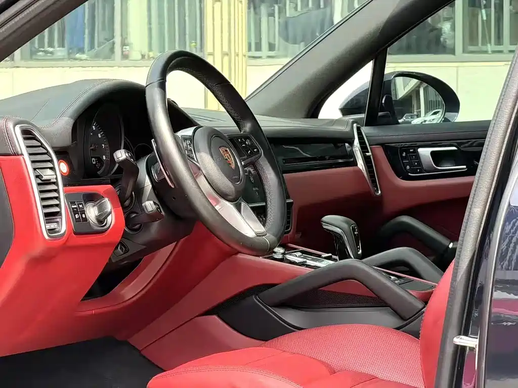 Porsche Cayenne 2020 — фото 4