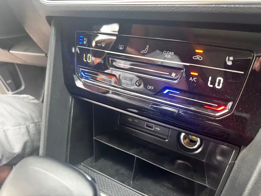 Volkswagen Tiguan L 2023