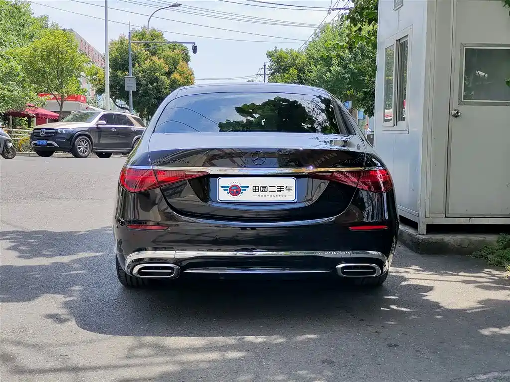 Mercedes-Benz Maybach S-Class 2023