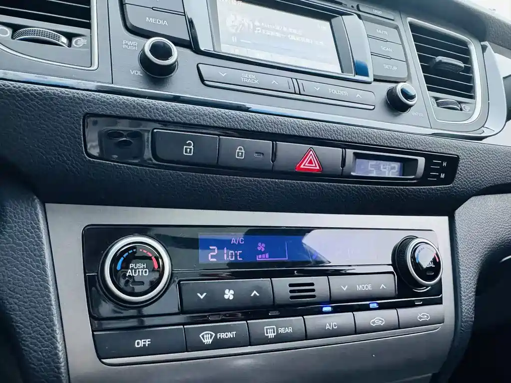 Hyundai Mistra 2015 — фото 17