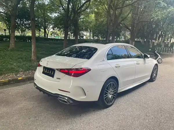 Mercedes-Benz C-Class 2023