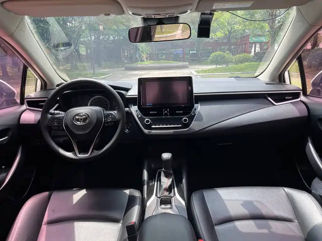 Toyota Corolla 2021 — фото 14