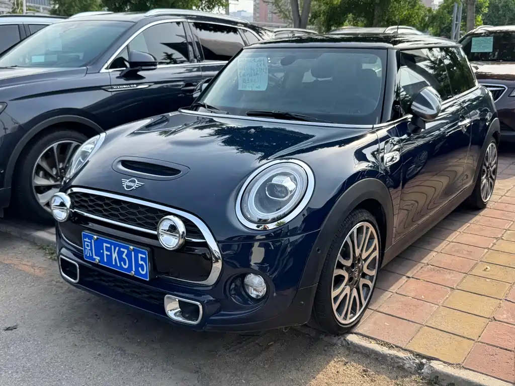 MINI Mini 2018