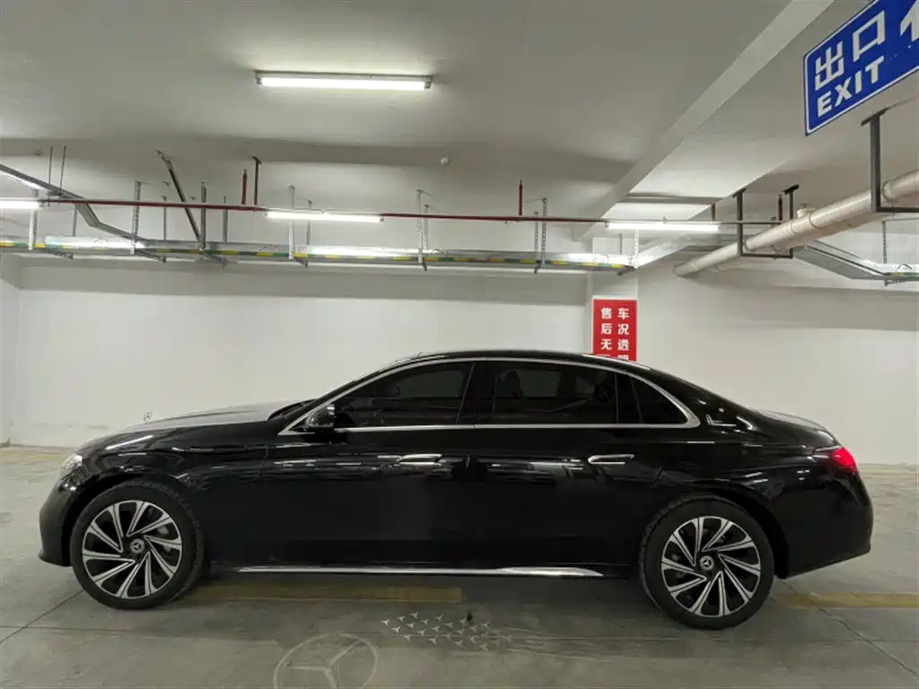 Mercedes-Benz E-Class 2025