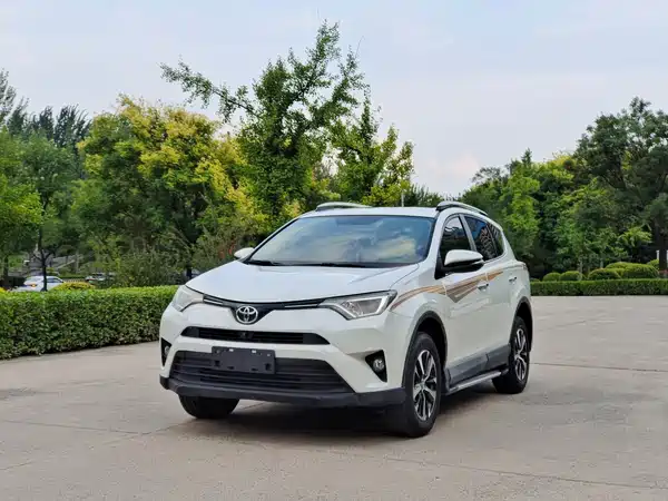 Toyota RAV4 2017