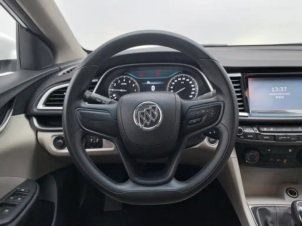 Buick Excelle GT 2016 — фото 11