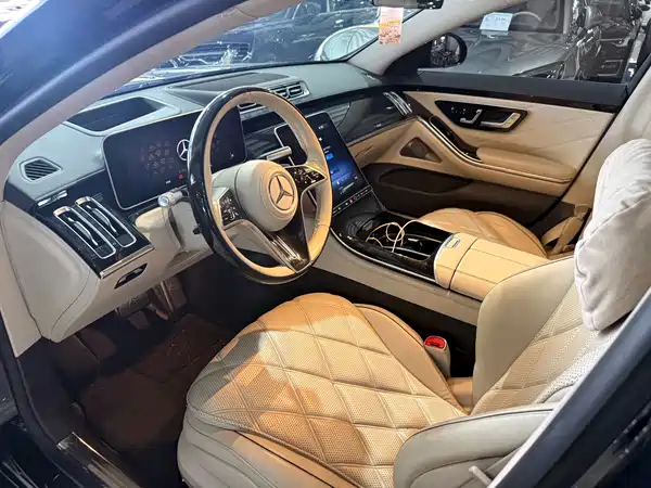 Mercedes-Benz Maybach S-Class 2023
