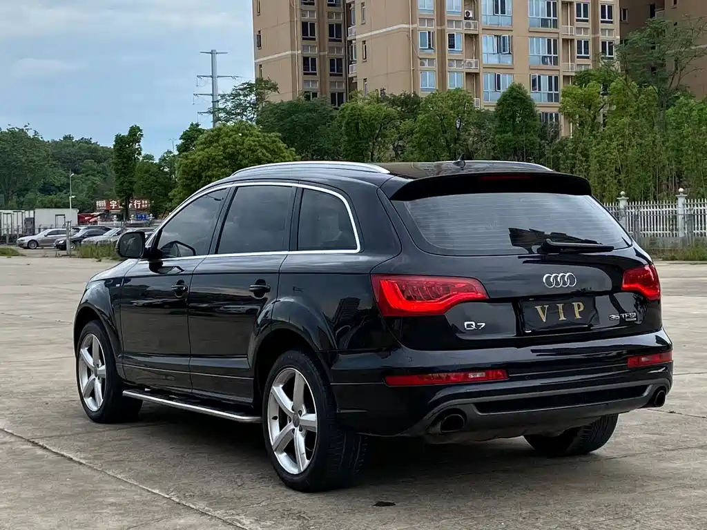 Audi Q7 2015 — фото 7