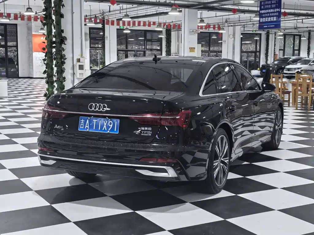 Audi A6L 2023 — фото 11